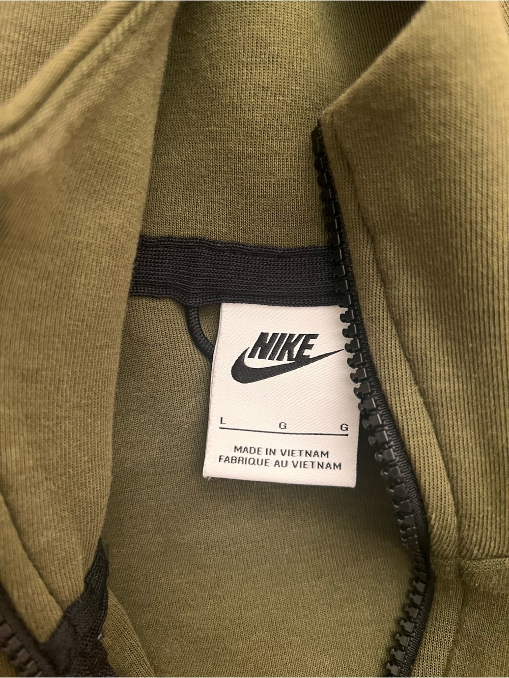 Nike Sportswear Tech - Picture 2 of 2